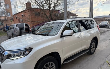 Toyota Land Cruiser Prado 150 рестайлинг 2, 2018 год, 6 050 000 рублей, 4 фотография