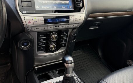 Toyota Land Cruiser Prado 150 рестайлинг 2, 2018 год, 6 050 000 рублей, 5 фотография