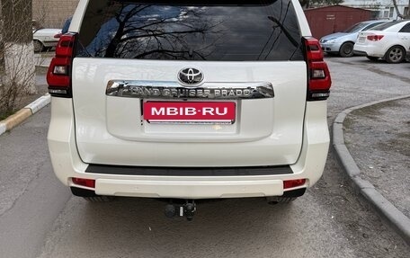 Toyota Land Cruiser Prado 150 рестайлинг 2, 2018 год, 6 050 000 рублей, 8 фотография