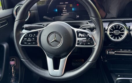 Mercedes-Benz A-Класс, 2021 год, 3 100 000 рублей, 8 фотография