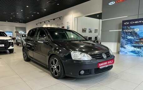 Volkswagen Golf V, 2004 год, 700 000 рублей, 3 фотография