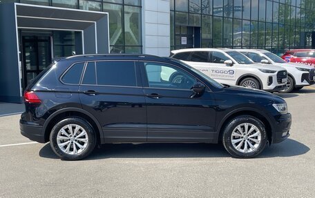 Volkswagen Tiguan II, 2019 год, 1 685 000 рублей, 11 фотография