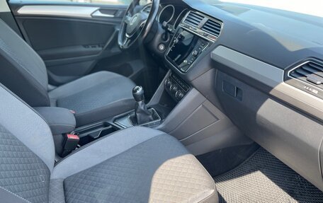 Volkswagen Tiguan II, 2019 год, 1 685 000 рублей, 14 фотография