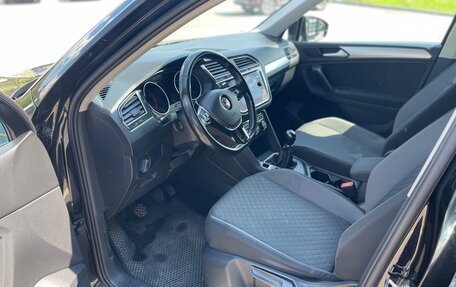 Volkswagen Tiguan II, 2019 год, 1 685 000 рублей, 12 фотография