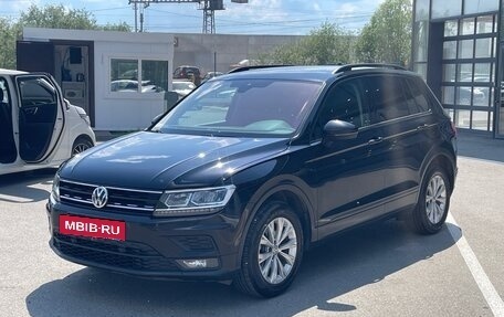 Volkswagen Tiguan II, 2019 год, 1 685 000 рублей, 6 фотография