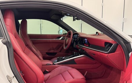 Porsche 911, 2024 год, 17 600 000 рублей, 10 фотография