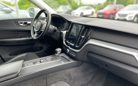 Volvo XC60 II, 2018 год, 2 550 000 рублей, 24 фотография