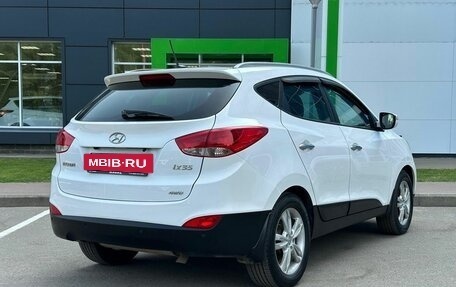 Hyundai ix35 I рестайлинг, 2011 год, 950 000 рублей, 5 фотография