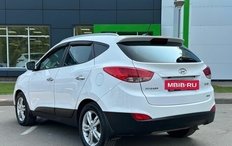 Hyundai ix35 I рестайлинг, 2011 год, 950 000 рублей, 7 фотография