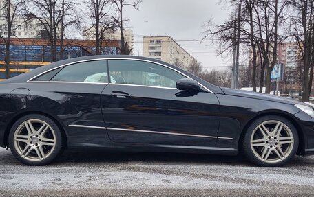 Mercedes-Benz E-Класс, 2009 год, 1 290 000 рублей, 14 фотография