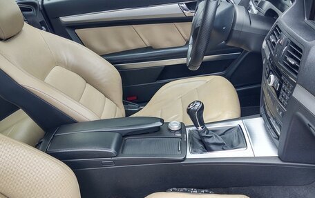 Mercedes-Benz E-Класс, 2009 год, 1 290 000 рублей, 9 фотография