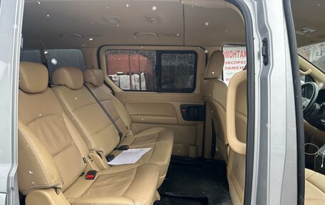 Hyundai H-1 II рестайлинг, 2019 год, 2 800 000 рублей, 6 фотография