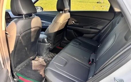 Hyundai Elantra, 2023 год, 1 345 000 рублей, 9 фотография