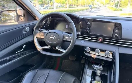 Hyundai Elantra, 2023 год, 1 345 000 рублей, 15 фотография
