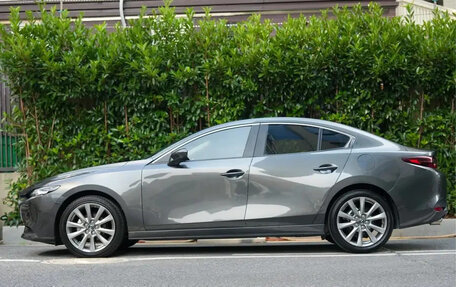 Mazda 3, 2022 год, 1 850 000 рублей, 4 фотография