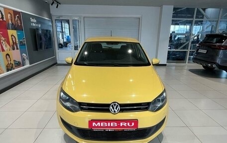 Volkswagen Polo VI (EU Market), 2011 год, 699 000 рублей, 2 фотография