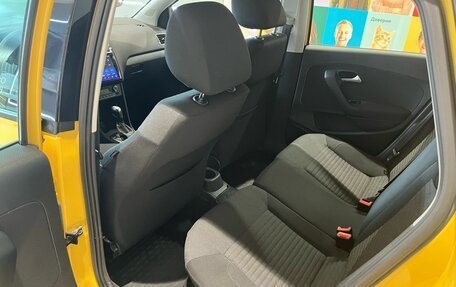 Volkswagen Polo VI (EU Market), 2011 год, 699 000 рублей, 13 фотография