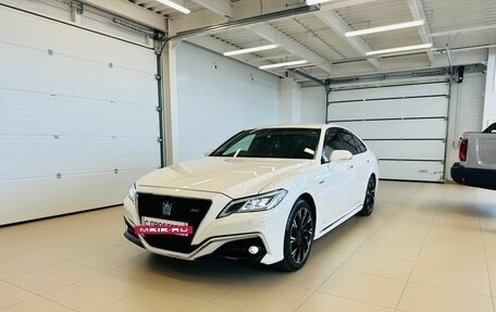Toyota Crown, 2019 год, 3 749 900 рублей, 2 фотография