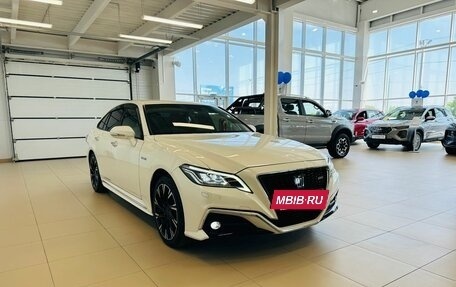 Toyota Crown, 2019 год, 3 749 900 рублей, 8 фотография