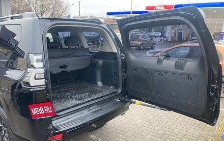 Toyota Land Cruiser Prado 150 рестайлинг 2, 2020 год, 5 800 000 рублей, 6 фотография
