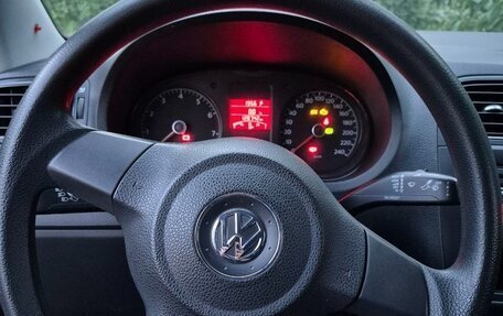 Volkswagen Polo VI (EU Market), 2012 год, 750 000 рублей, 7 фотография