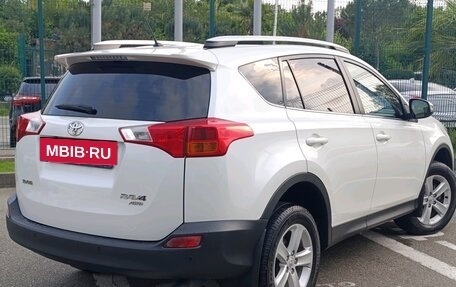 Toyota RAV4, 2014 год, 1 600 000 рублей, 3 фотография