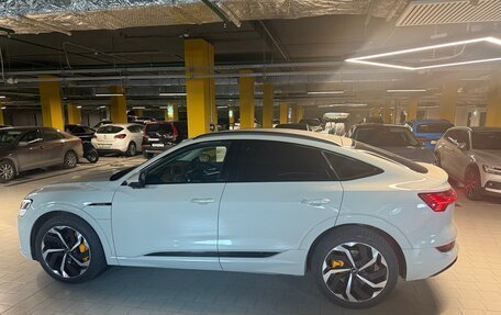 Audi e-tron Sportback I, 2022 год, 7 900 000 рублей, 2 фотография