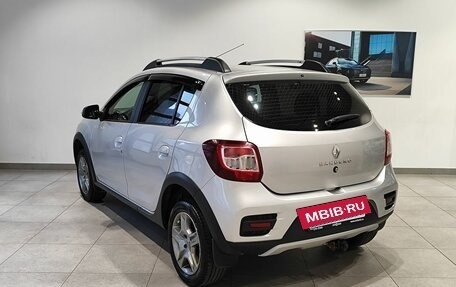 Renault Sandero II рестайлинг, 2019 год, 999 000 рублей, 7 фотография