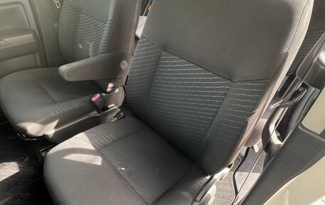 Toyota Roomy I, 2018 год, 1 000 000 рублей, 10 фотография