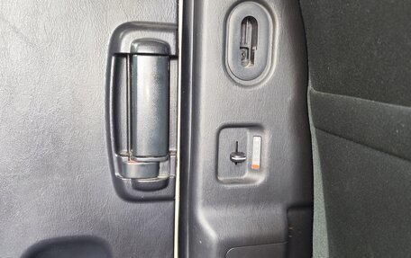 Toyota HiAce H200, 2015 год, 3 550 000 рублей, 18 фотография