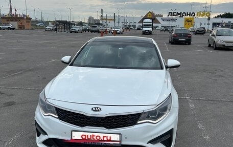 KIA Optima IV, 2018 год, 1 800 000 рублей, 10 фотография