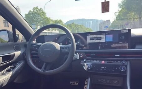 Hyundai Elantra, 2024 год, 2 377 000 рублей, 31 фотография