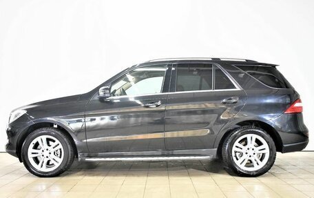 Mercedes-Benz M-Класс, 2012 год, 1 940 000 рублей, 2 фотография