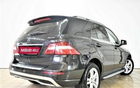 Mercedes-Benz M-Класс, 2012 год, 1 940 000 рублей, 3 фотография