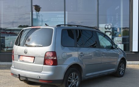 Volkswagen Touran III, 2008 год, 650 000 рублей, 5 фотография