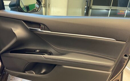Toyota Camry, 2019 год, 3 700 000 рублей, 17 фотография