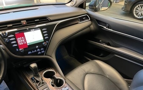 Toyota Camry, 2019 год, 3 700 000 рублей, 29 фотография