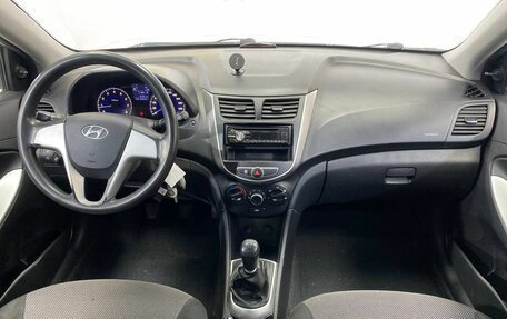 Hyundai Solaris II рестайлинг, 2012 год, 620 000 рублей, 9 фотография
