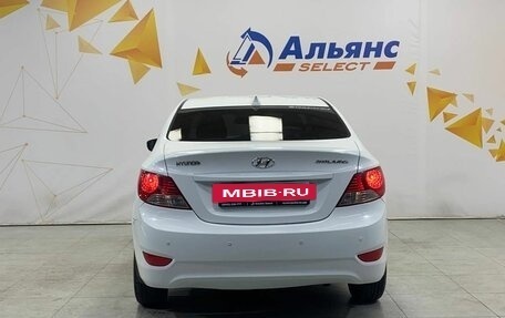 Hyundai Solaris II рестайлинг, 2012 год, 620 000 рублей, 4 фотография
