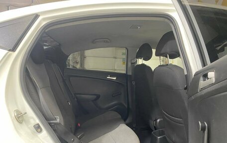 Hyundai Solaris II рестайлинг, 2012 год, 620 000 рублей, 17 фотография
