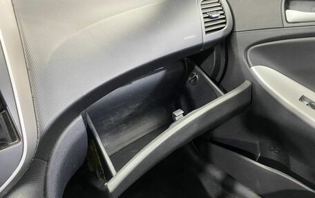 Hyundai Solaris II рестайлинг, 2012 год, 620 000 рублей, 30 фотография