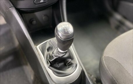 Hyundai Solaris II рестайлинг, 2012 год, 620 000 рублей, 31 фотография