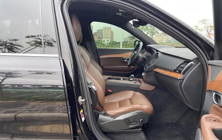 Volvo XC90 II рестайлинг, 2022 год, 3 959 077 рублей, 16 фотография