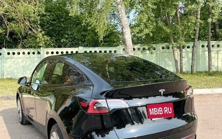 Tesla Model Y I, 2023 год, 3 980 000 рублей, 4 фотография
