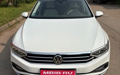 Volkswagen Passat B8 рестайлинг, 2019 год, 2 970 000 рублей, 1 фотография