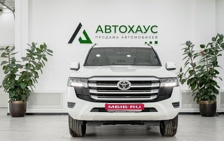 Toyota Land Cruiser, 2022 год, 10 400 000 рублей, 2 фотография