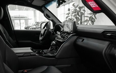 Toyota Land Cruiser, 2022 год, 10 400 000 рублей, 12 фотография
