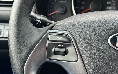 KIA Rio III рестайлинг, 2016 год, 935 000 рублей, 17 фотография