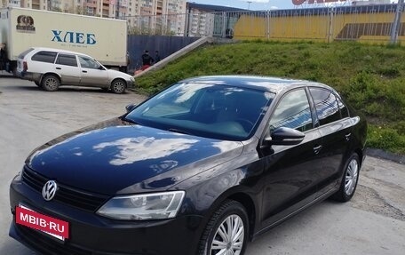 Volkswagen Jetta VI, 2011 год, 850 000 рублей, 5 фотография