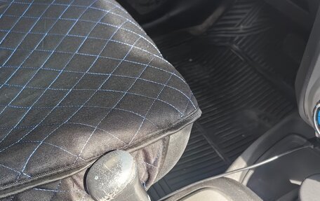 Toyota Yaris III рестайлинг, 2007 год, 550 000 рублей, 7 фотография